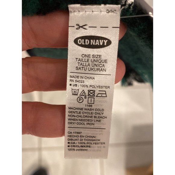 Old Navy Brushed Flannel Scarf/Wrap NWT - Picture 5 of 6